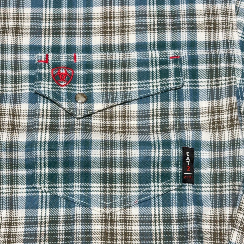 Ariat FR Cobb Work Shirt Mens Large Blue Green Plaid Flame Resistant Snap NEW - Picture 3 of 9